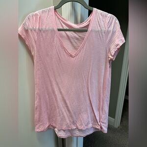 Lilly Pulitzer light pink v neck tee